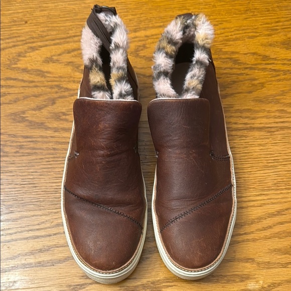 Toms Shoes - Toms Brown Leather shoes